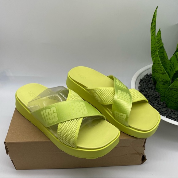 UGG Women's Emily Mesh Slide square toe Sandal in pollen mesh neon green  9.5/10 - Picture 7 of 7